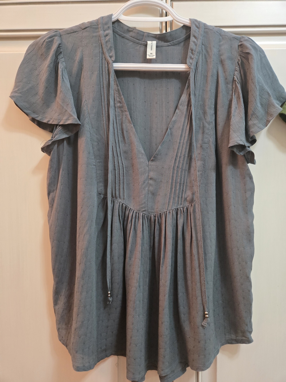 Gentle Fawn Women’s Sage Green V-Neck Flutter Sleeve Top